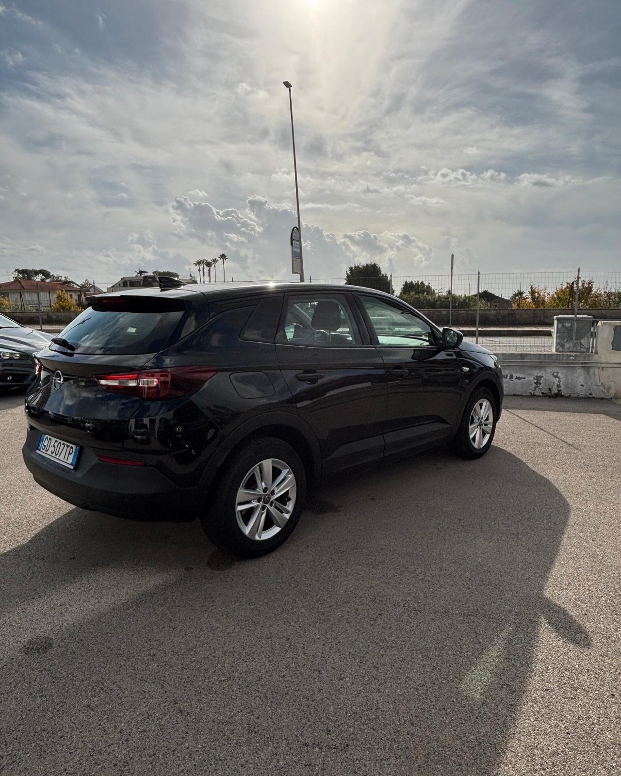 Opel Grandland X 1.5 diesel Ecotec Start&Stop aut. Business