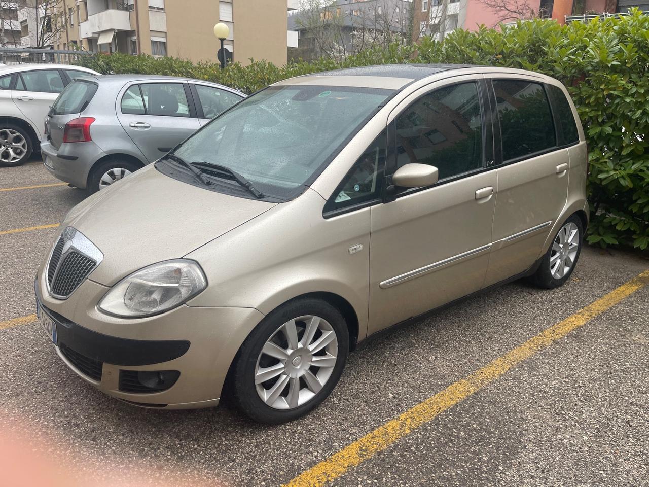 Lancia MUSA 1.9 Multijet Platino Plus SI NEOPATENTATI