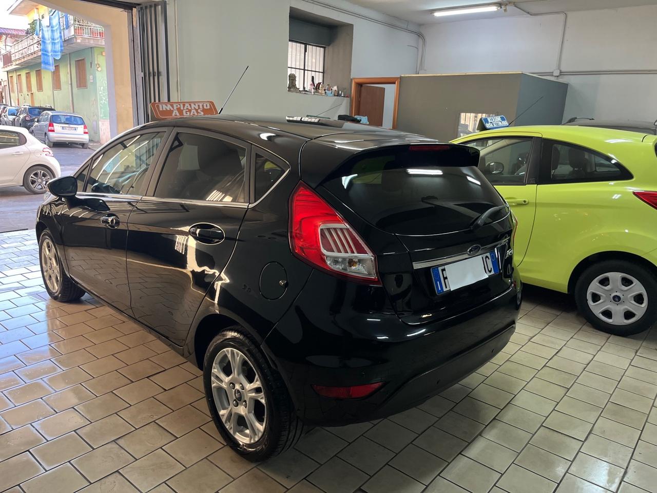 Ford Fiesta 1.4 5p. Bz.- GPL Titanium 2016