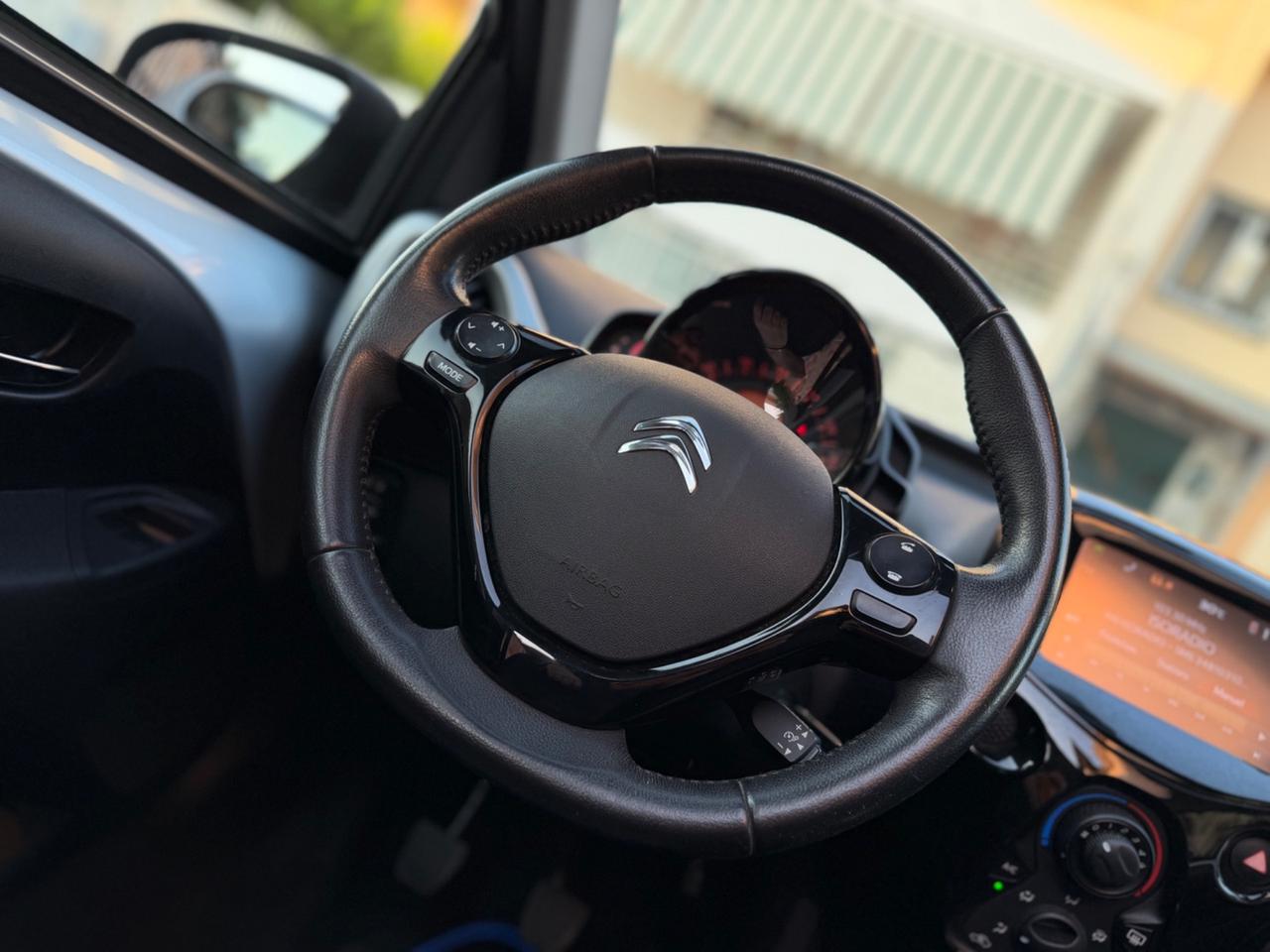 Citroen C1 PureTech 82 5 porte Shine