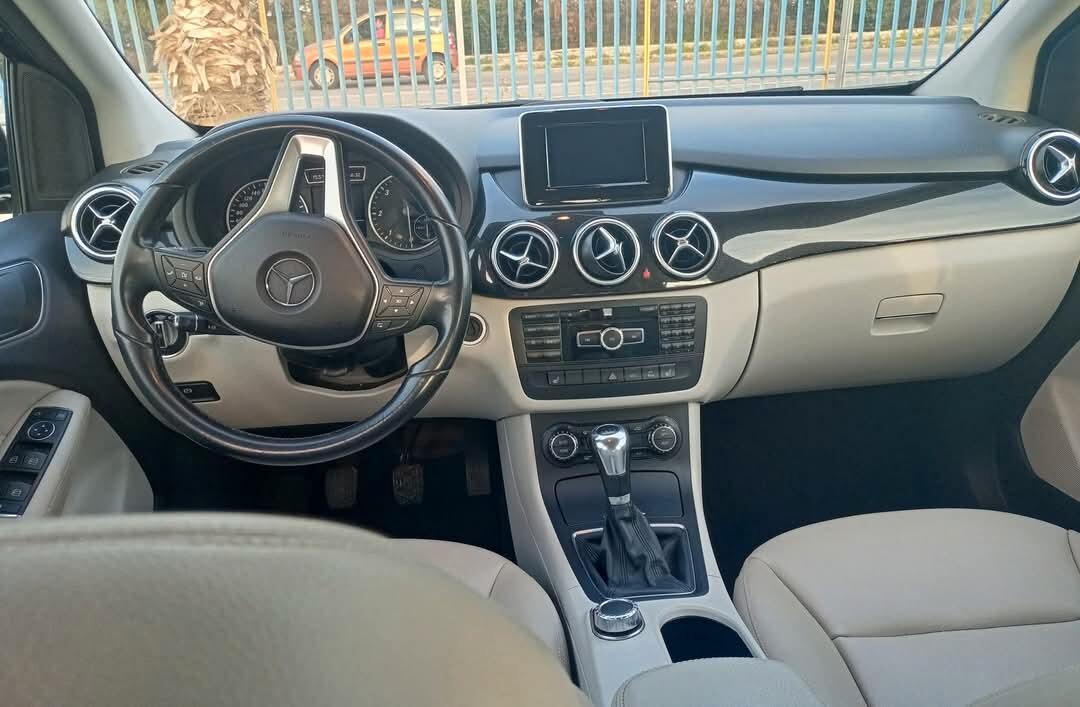 Mercedes-benz B 180 B 180 CDI Automatic Premium