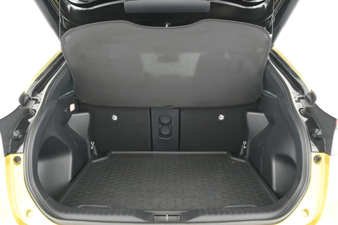 TOYOTA Yaris Cross 1.5h Premiere fwd 116cv e-cvt NEOPATENTATI+CAMERA 36O°+HEAD UP