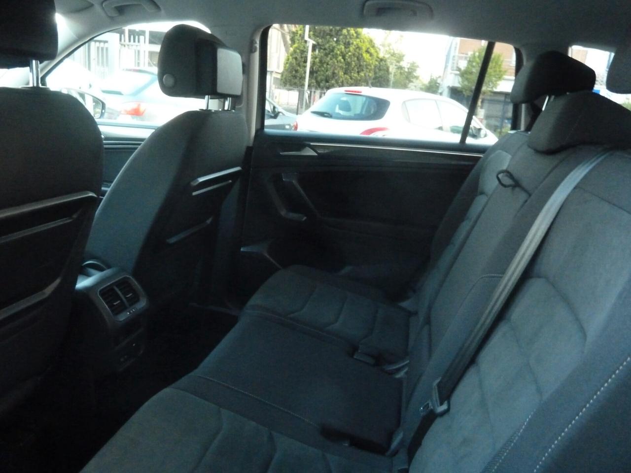 Volkswagen Tiguan 2.0 TDI 150 CV DSG 7 Posti