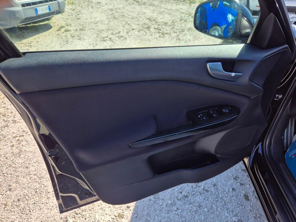 Alfa Romeo Giulietta 1.6 JTDm-2 105 CV Distinctive