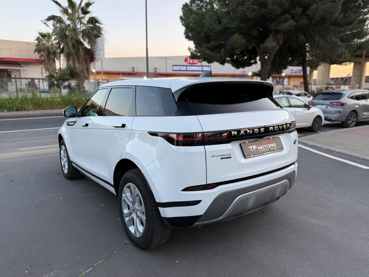 Land Rover Range Evoque 2.0 MHEV 150cv SOLO 95.000KM