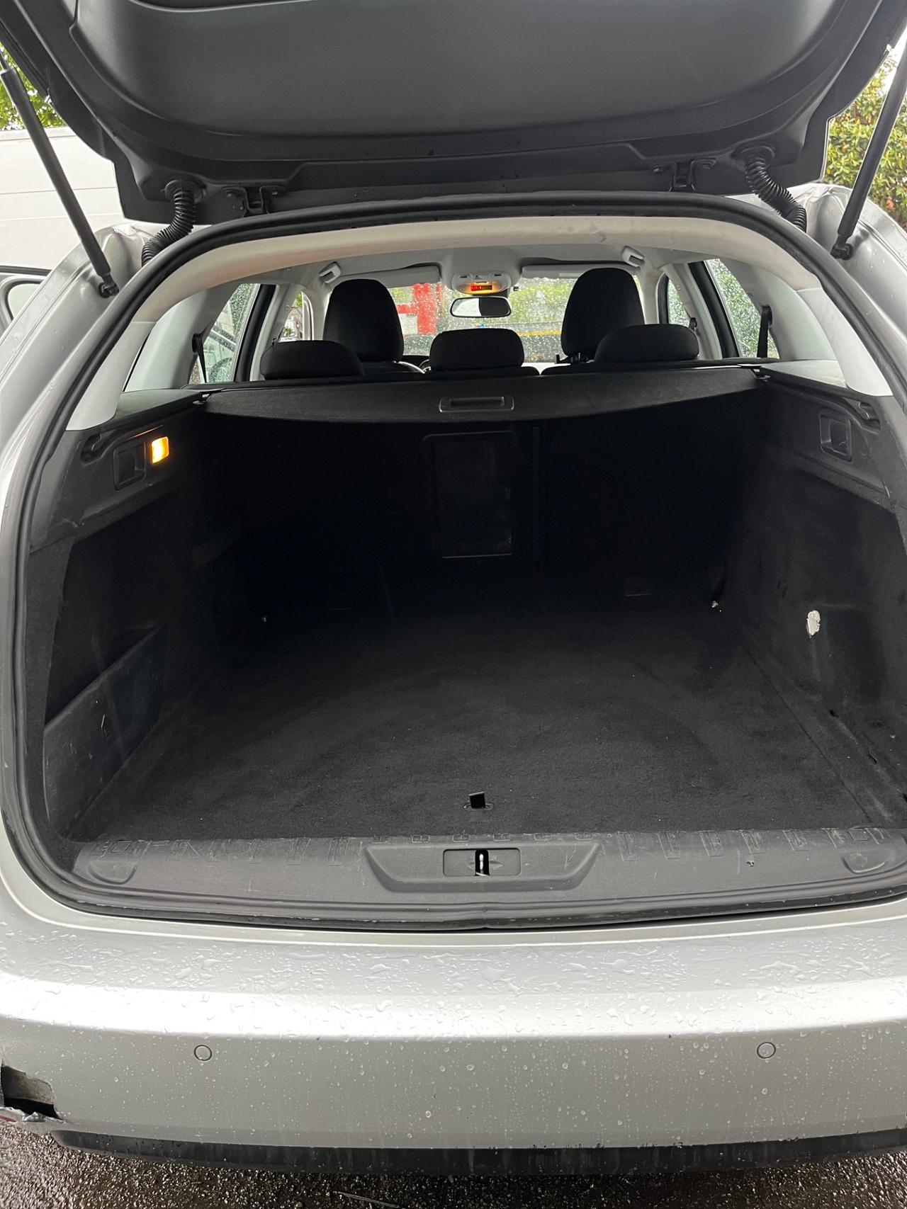 Peugeot 308 BlueHDi 120 S&S EAT6 SW Business