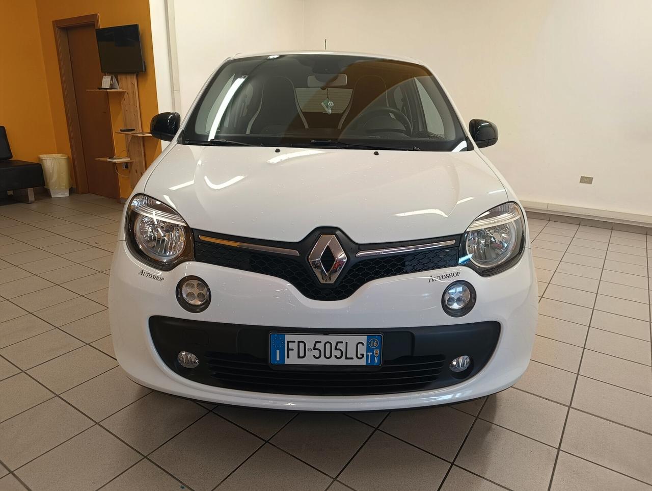 Renault Twingo Lovely 69cv Neo Patentati