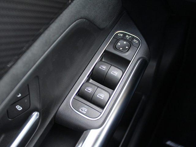 MERCEDES-BENZ GLA 200 d Automatic Premium