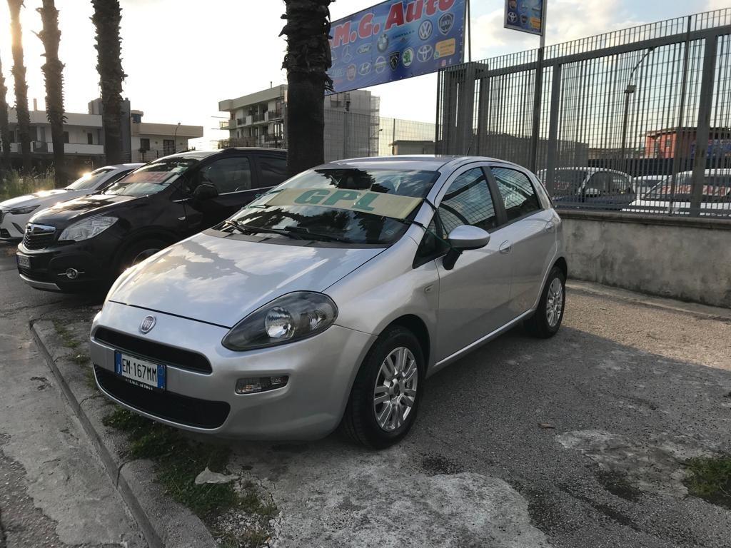 Fiat Punto 1.4 8V 77 CV 57 KW 5 porte Easypower Lounge