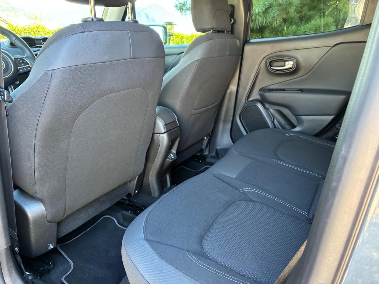 Jeep Renegade 1.3 T4 190CV PHEV 4xe AT6 Business Plus