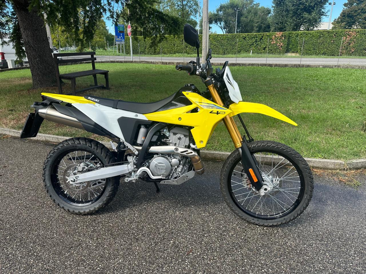 Suzuki DR-Z 4 S