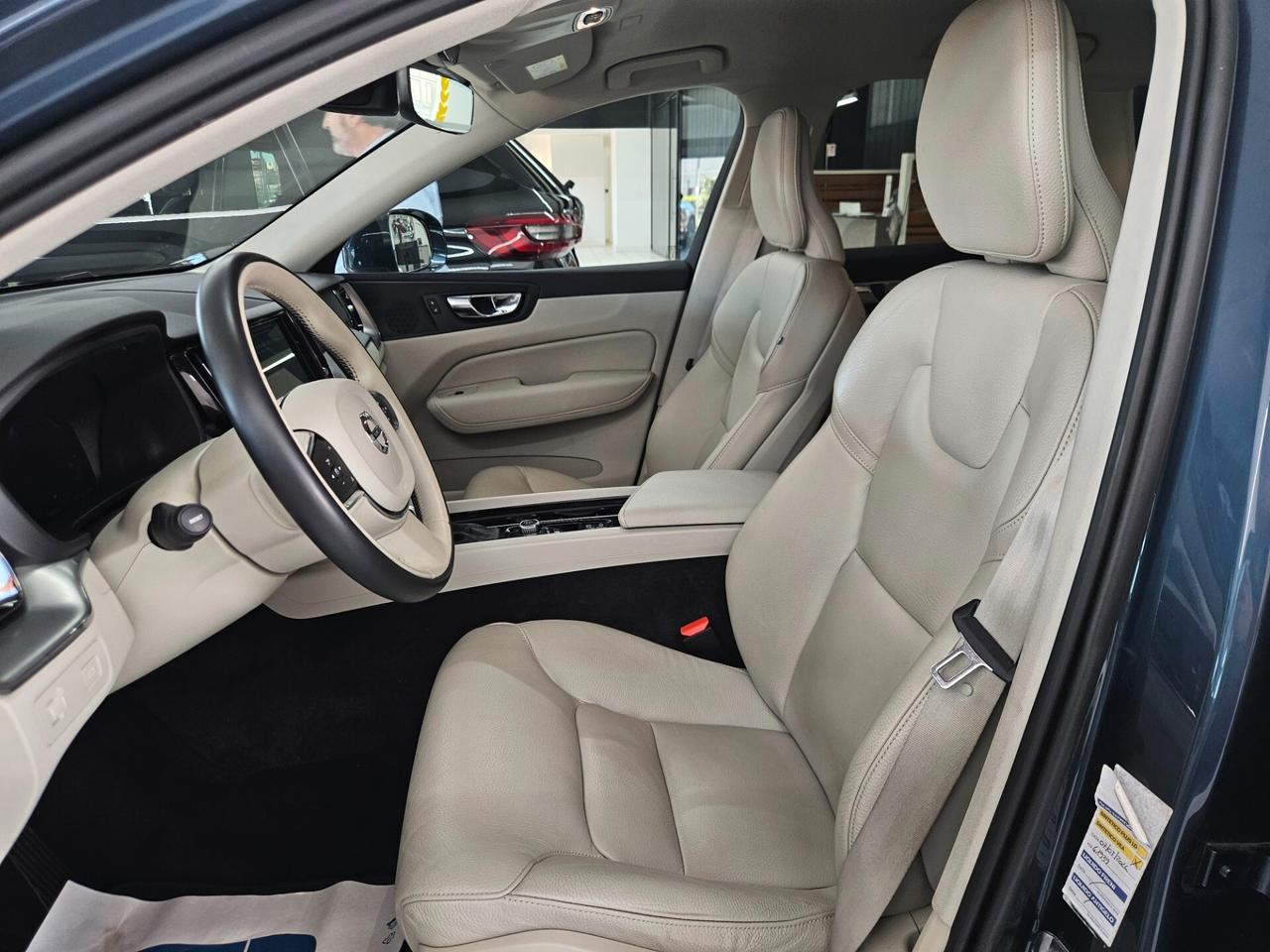 Volvo XC60 2.0 t4 geartronic my20 - IVA ESPOSTA