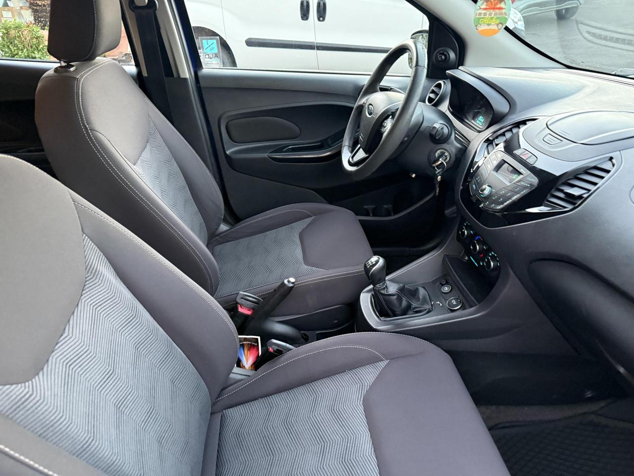 Ford Ka Plus Ka + 1.2 70cv