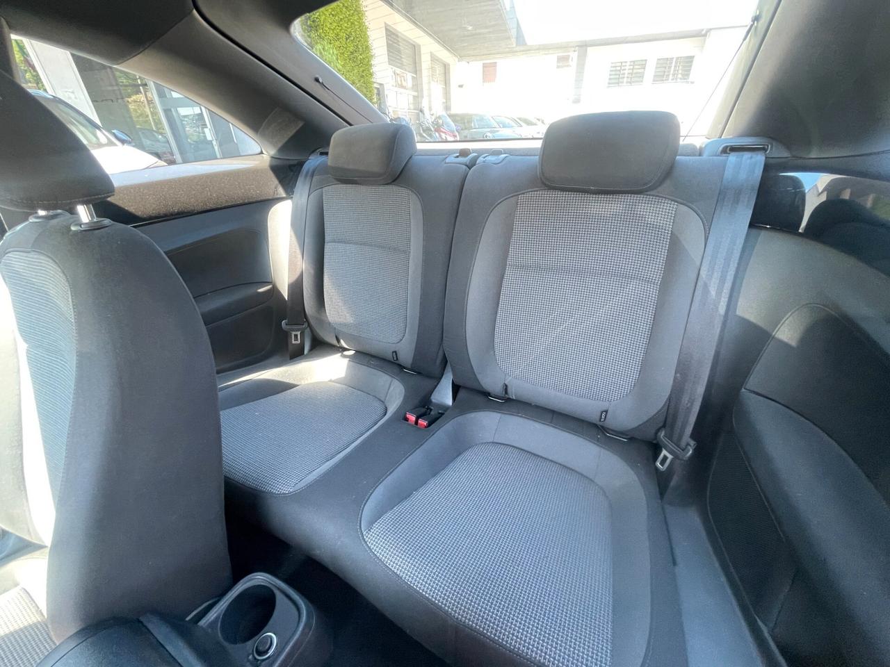 Volkswagen Maggiolino 1.6 TDI Design