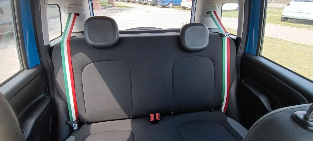 Fiat Panda 1.2 EasyPower Pandazzurri B/GPL
