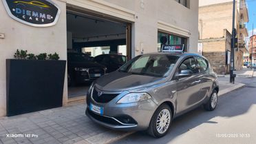 Lancia Ypsilon 1.2 69 CV 5 GPL Ecochic Gold 2017