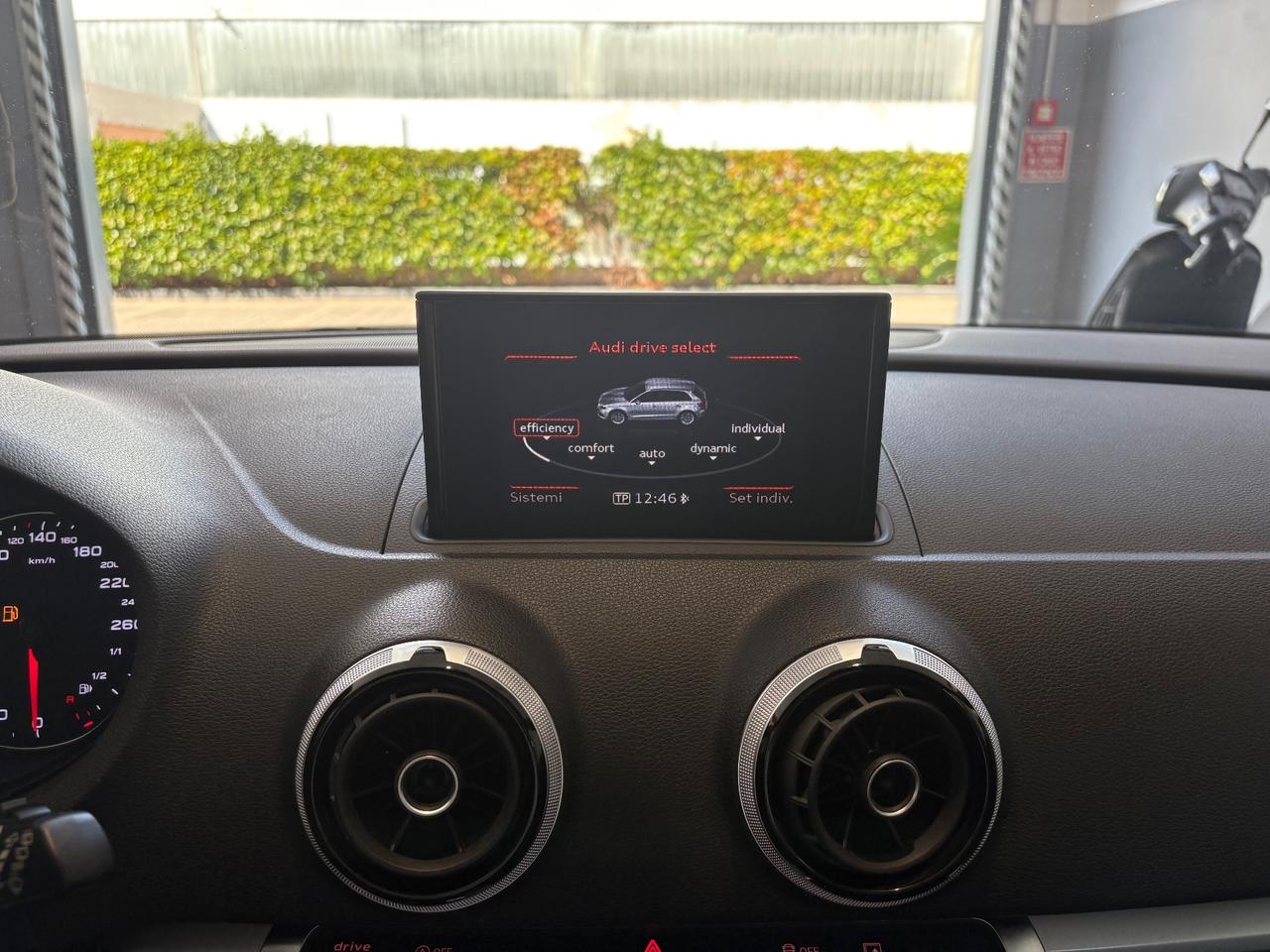 Audi A3 1.6 TDI clean diesel S tronic Ambition