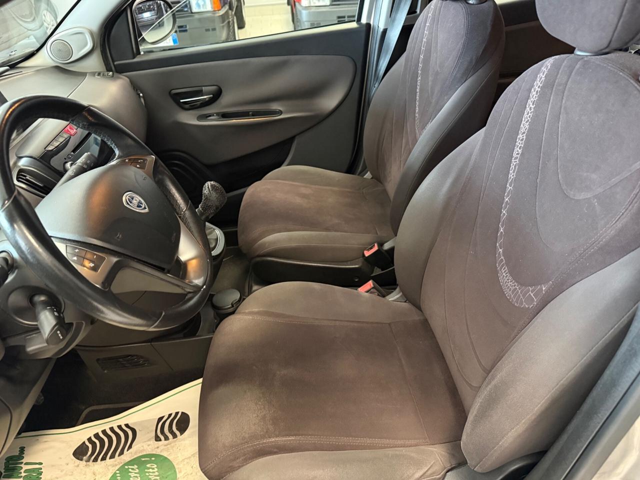 Lancia Ypsilon 1.3 MJT 16V 95 CV 5 porte S&S Gold