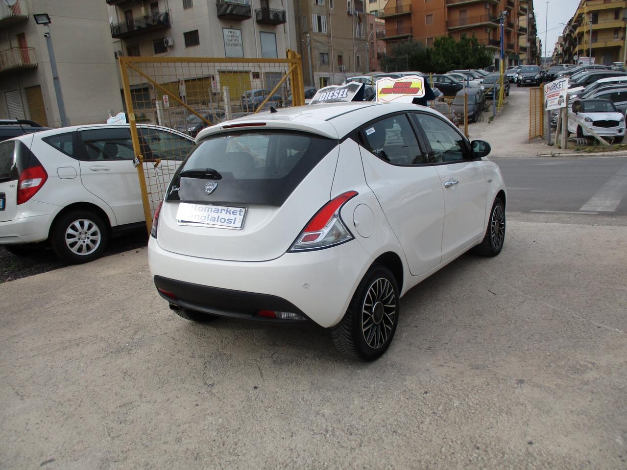 Lancia Ypsilon 1.3 MJT 16V 95 CV MOLTO BELLA