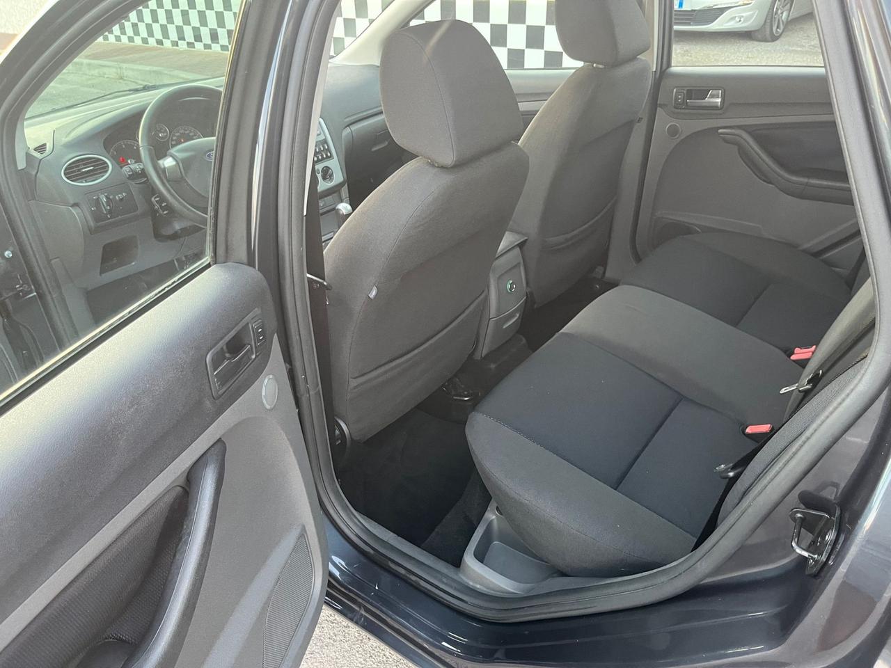 Ford Focus Focus 1.6 TDCi (90CV) S.W. Unipro 2005