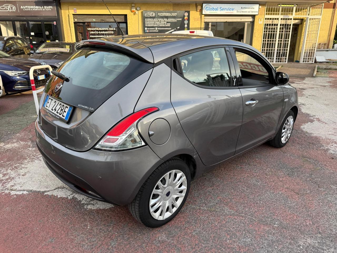 Lancia Ypsilon 69cv *Sensori Di Parcheggio