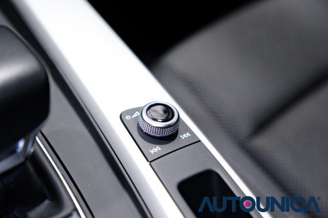 AUDI A4 AVANT 30 TDI 136 CV S TRONIC BUSINESS FULL LED
