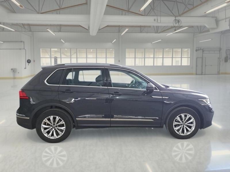 VOLKSWAGEN TIGUAN 2.0 TDI SCR 110KW LIFE DSG 5 PORTE SUV
