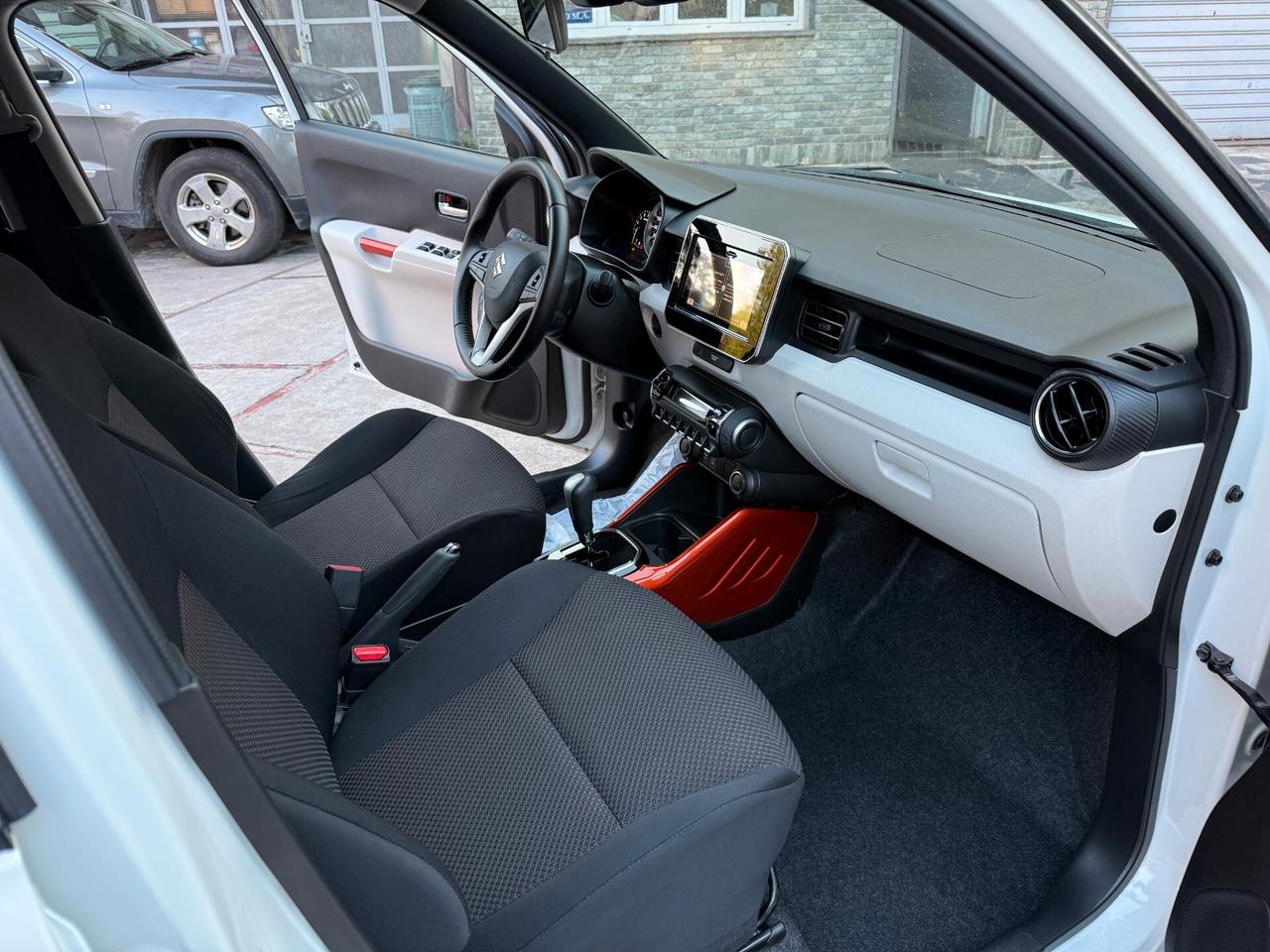 Suzuki Ignis 1.2 Dualjet iTop AGS B COLOR AUTOMATICA