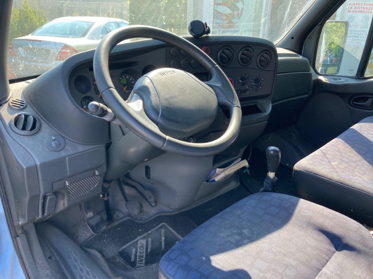 IVECO DAILY 2.3 UNIJET (TETTO ALTO) 3 POSTI