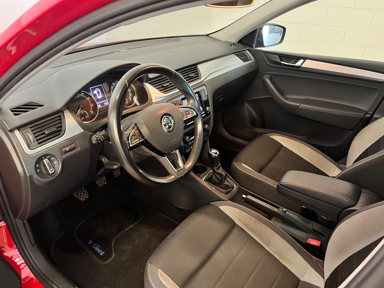 Skoda Rapid 1.0 TSI 110 CV Design Edition