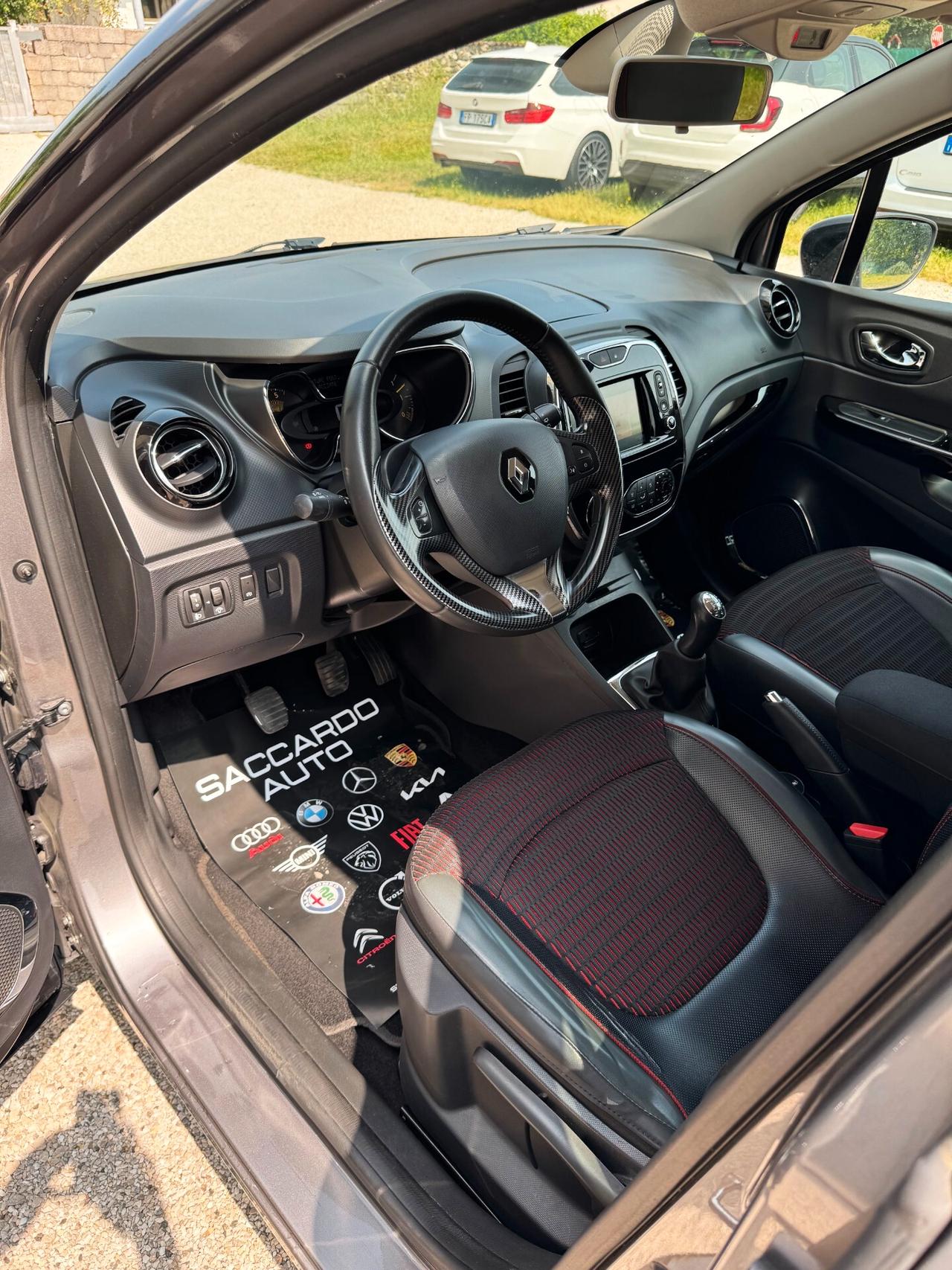 Renault Captur 1.5 dCi 90 CV Project Runway | DISTRIBUZIONE NUOVA