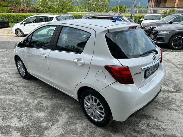 TOYOTA Yaris 1.0 5 porte Active