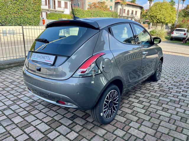 LANCIA Ypsilon 1.0 FireFly 70CV S&S Hybrid Platino - KM0