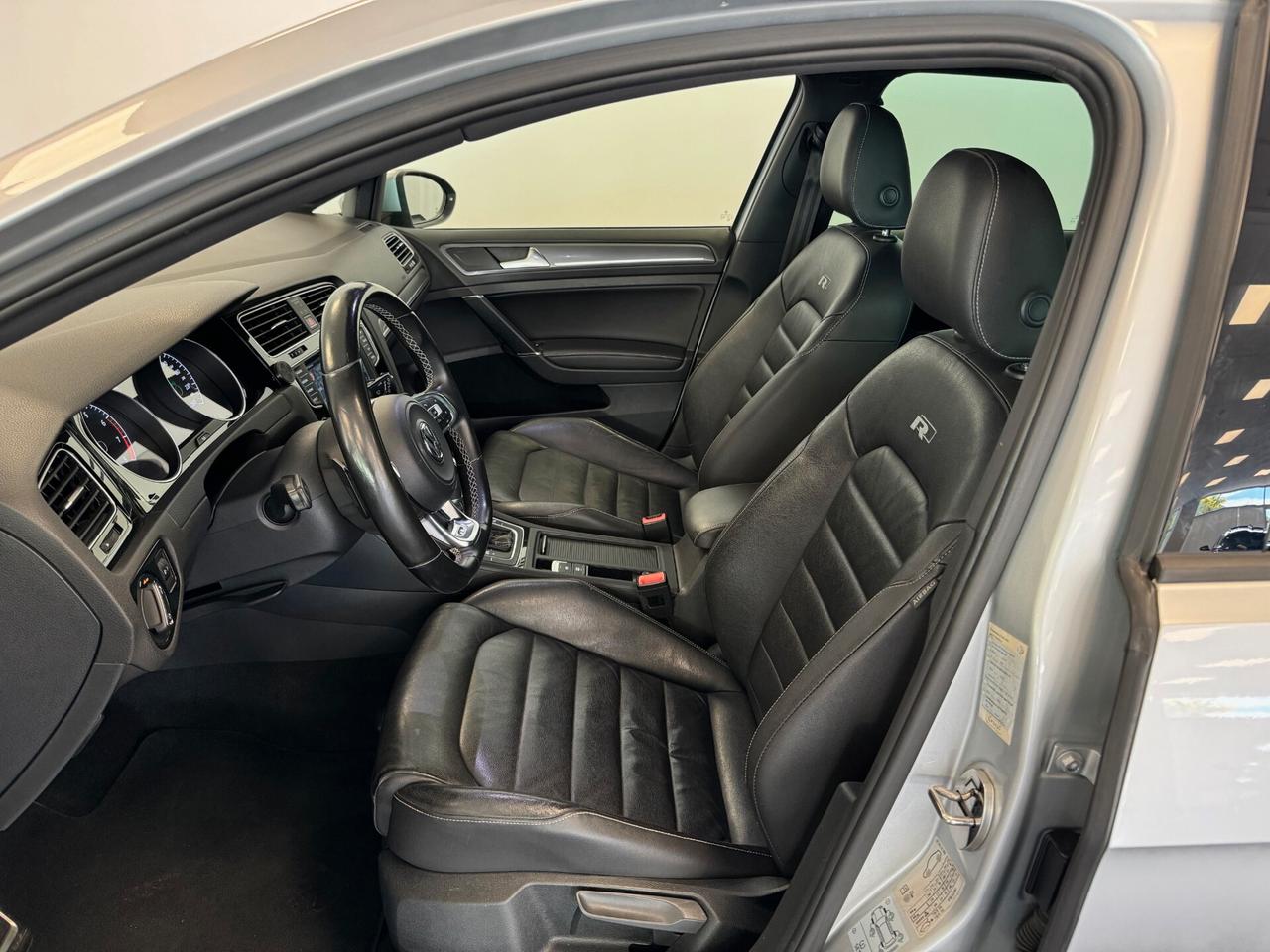 Volkswagen Golf 1.4 TSI DSG 5p. Sport Edition R LINE BlueMotion Technology