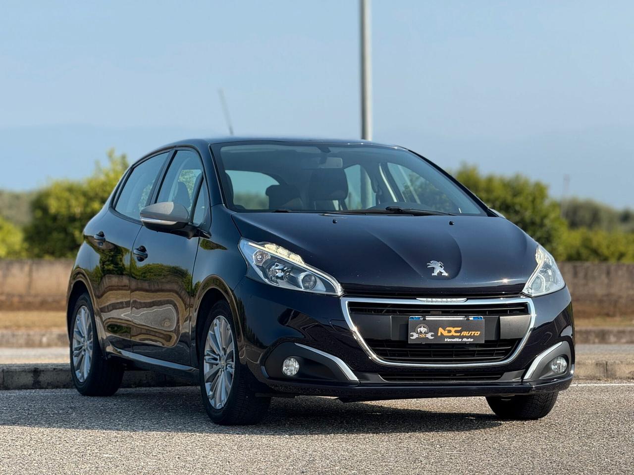 Peugeot 208 BlueHDi 75 5 porte Allure
