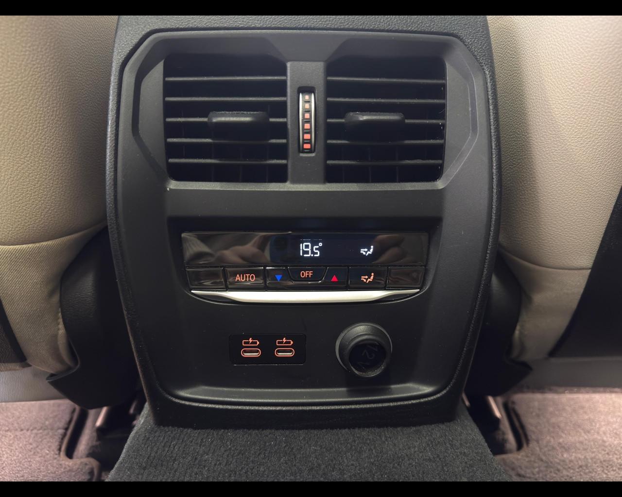 BMW Serie 3(G20/1-80/1) - 320i Touring Luxury