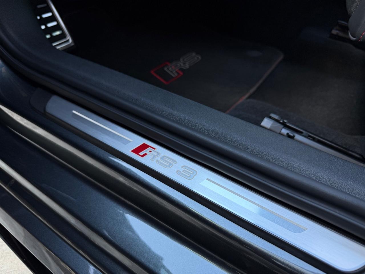 Audi RS 3 SPB TFSI quattro(PERFORMANCE) CARBO CERAMIC