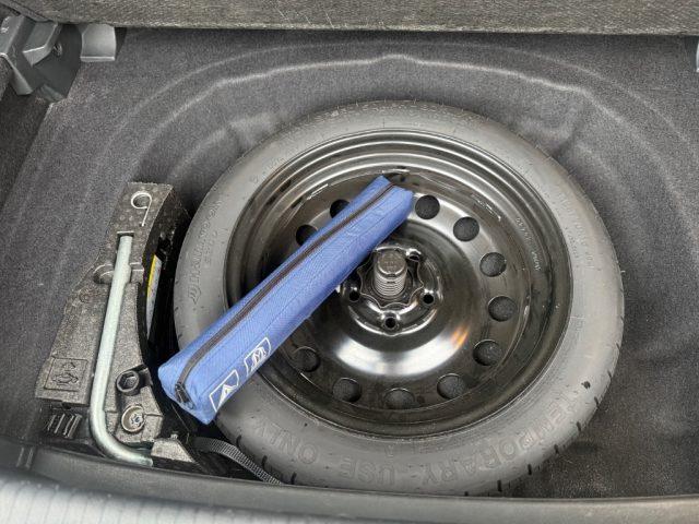 VOLKSWAGEN Golf 1.6 TDI 7.5 R-LINE UNICOPROPRIETARIO