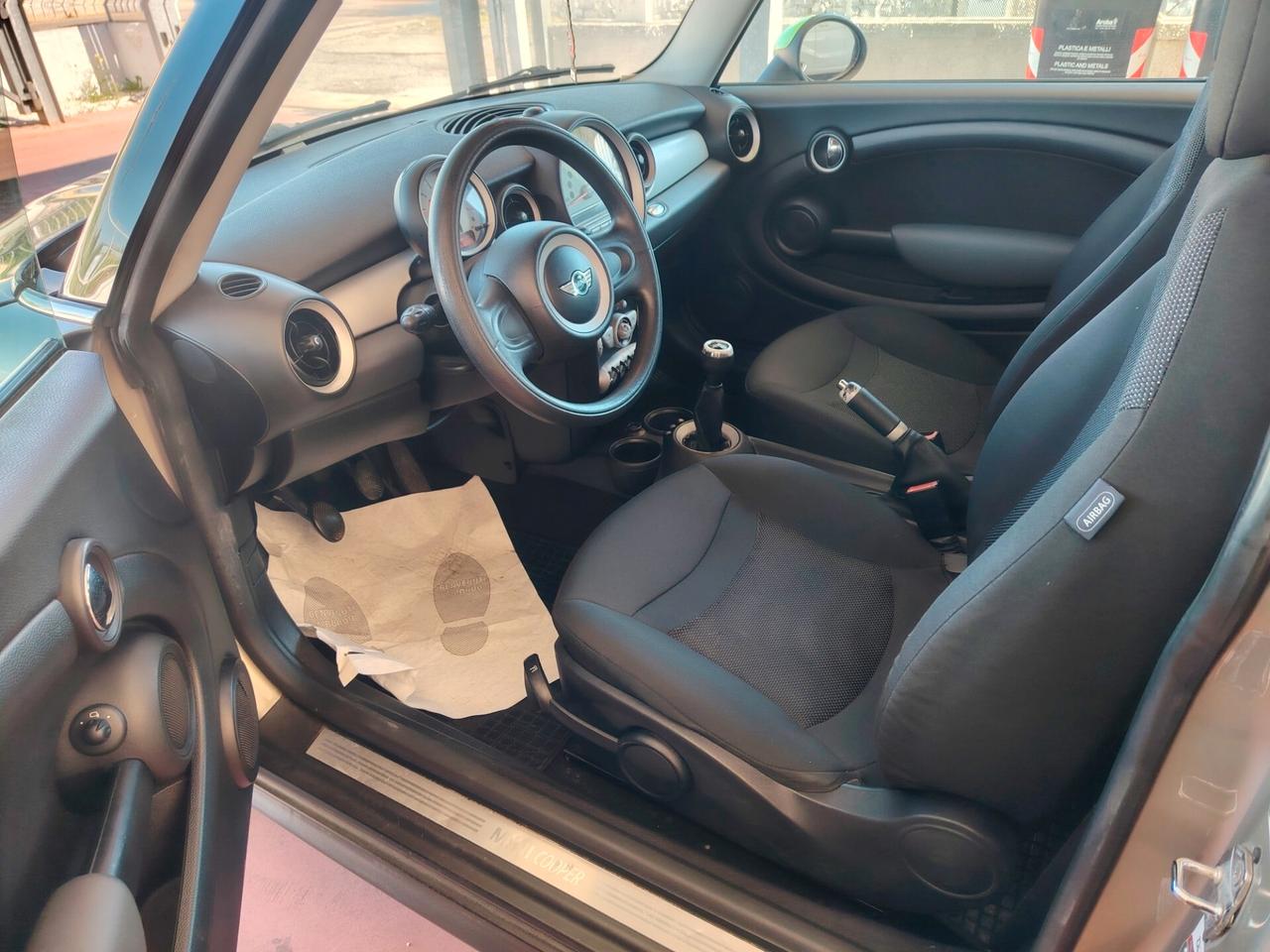 Mini 1.6 16V Cooper D