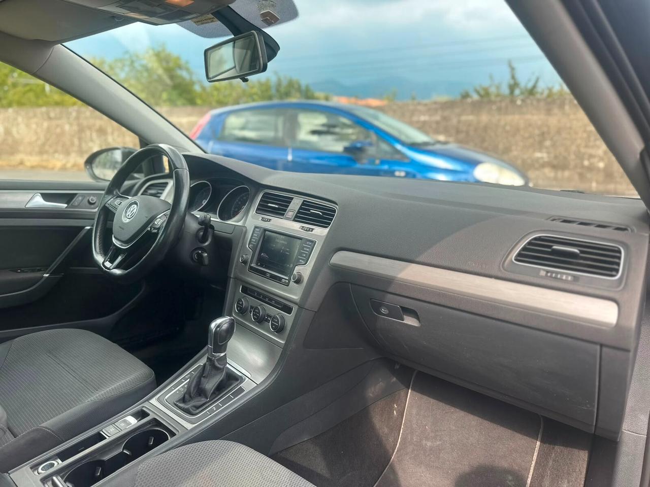 Volkswagen Golf 1.6 TDI DSG