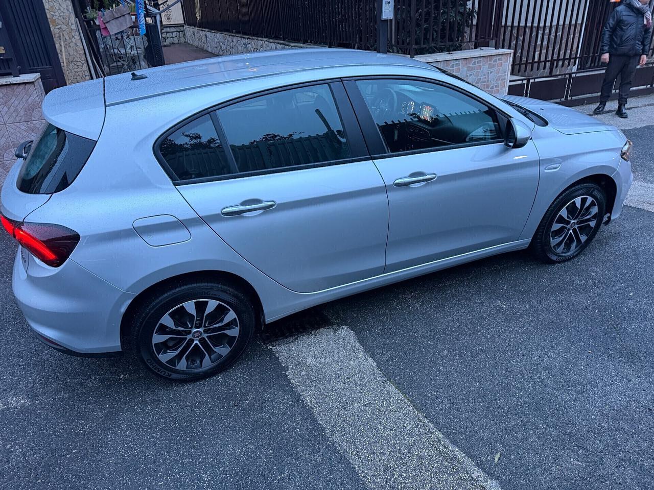 Fiat Tipo 1.5 Hybrid DCT 5 porte Garmin