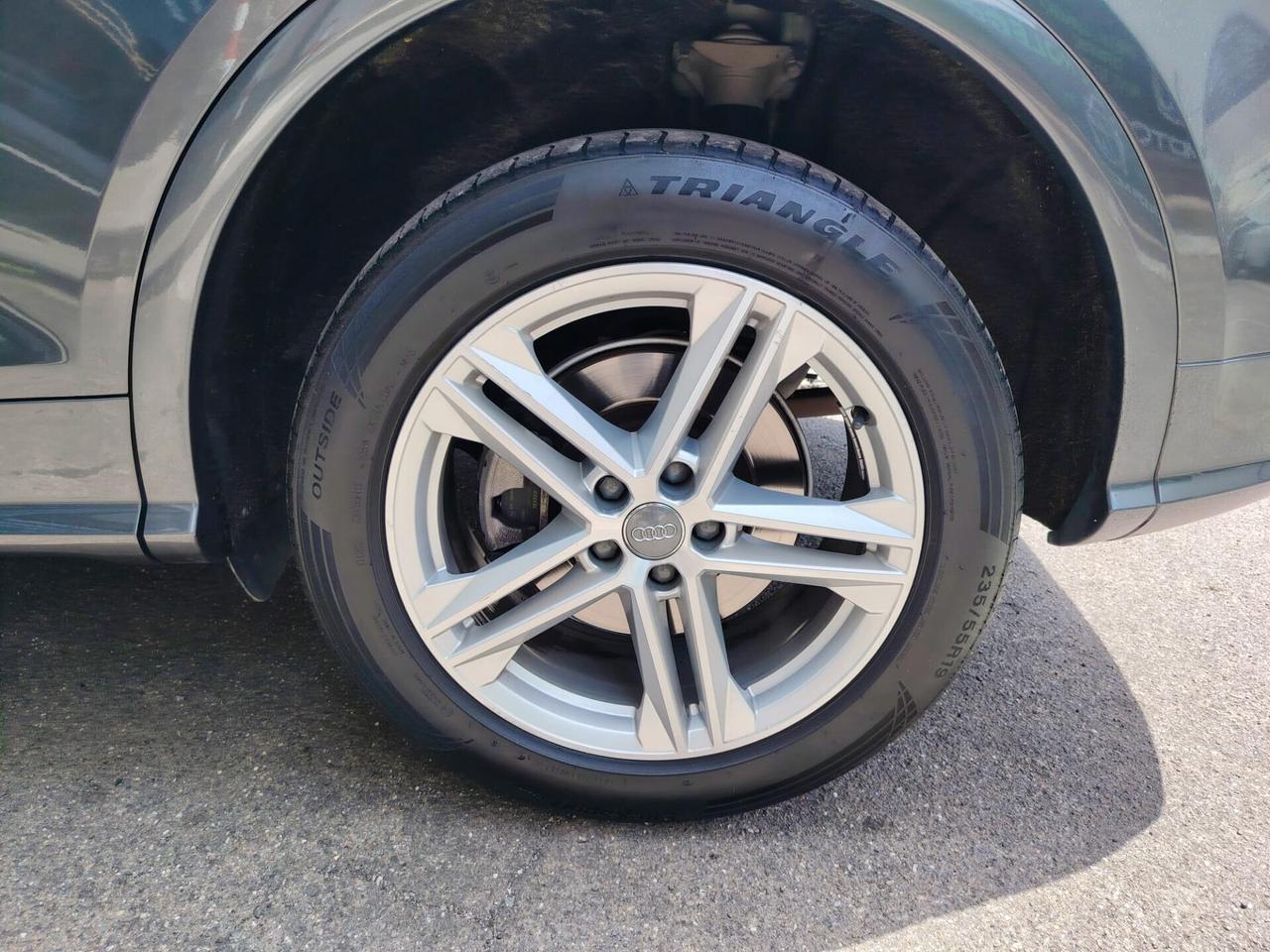 Audi Q5 40 TDI quattro S tronic line plus