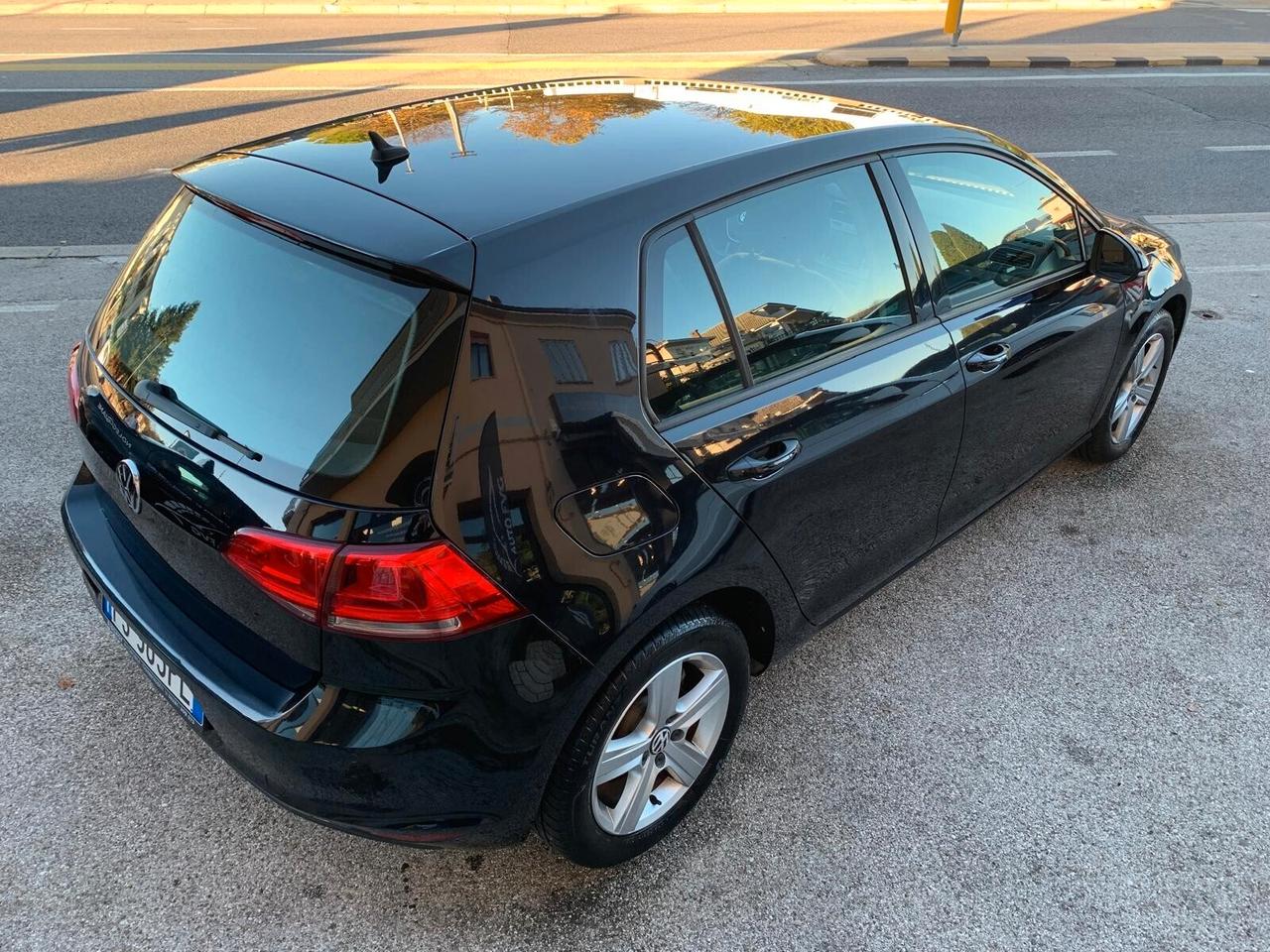 Volkswagen Golf VII 1.6 TDI 110 CV 5p. Neopatentati