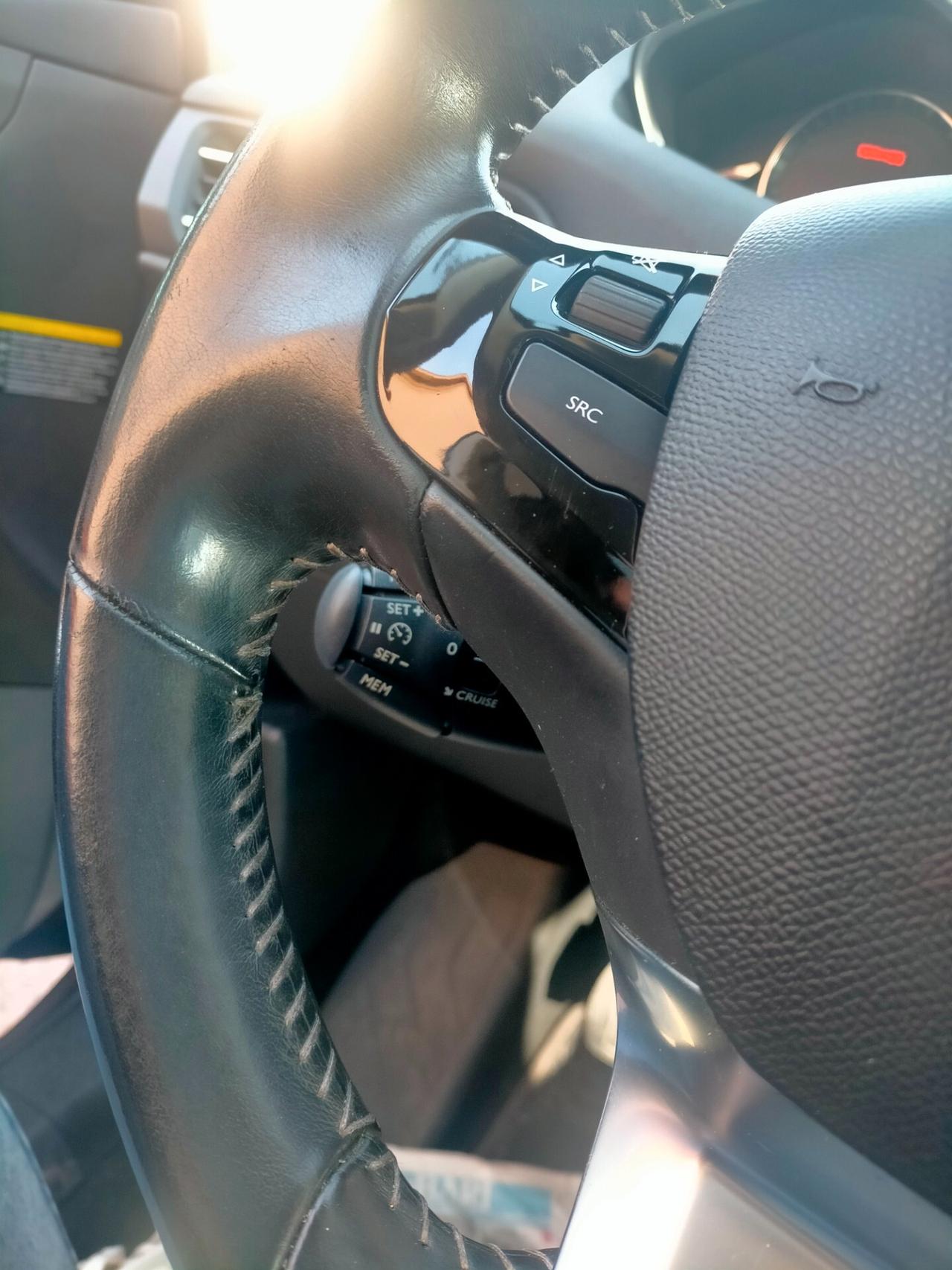 Peugeot 308 1.6 e-HDi 115 CV Stop&Start Allure