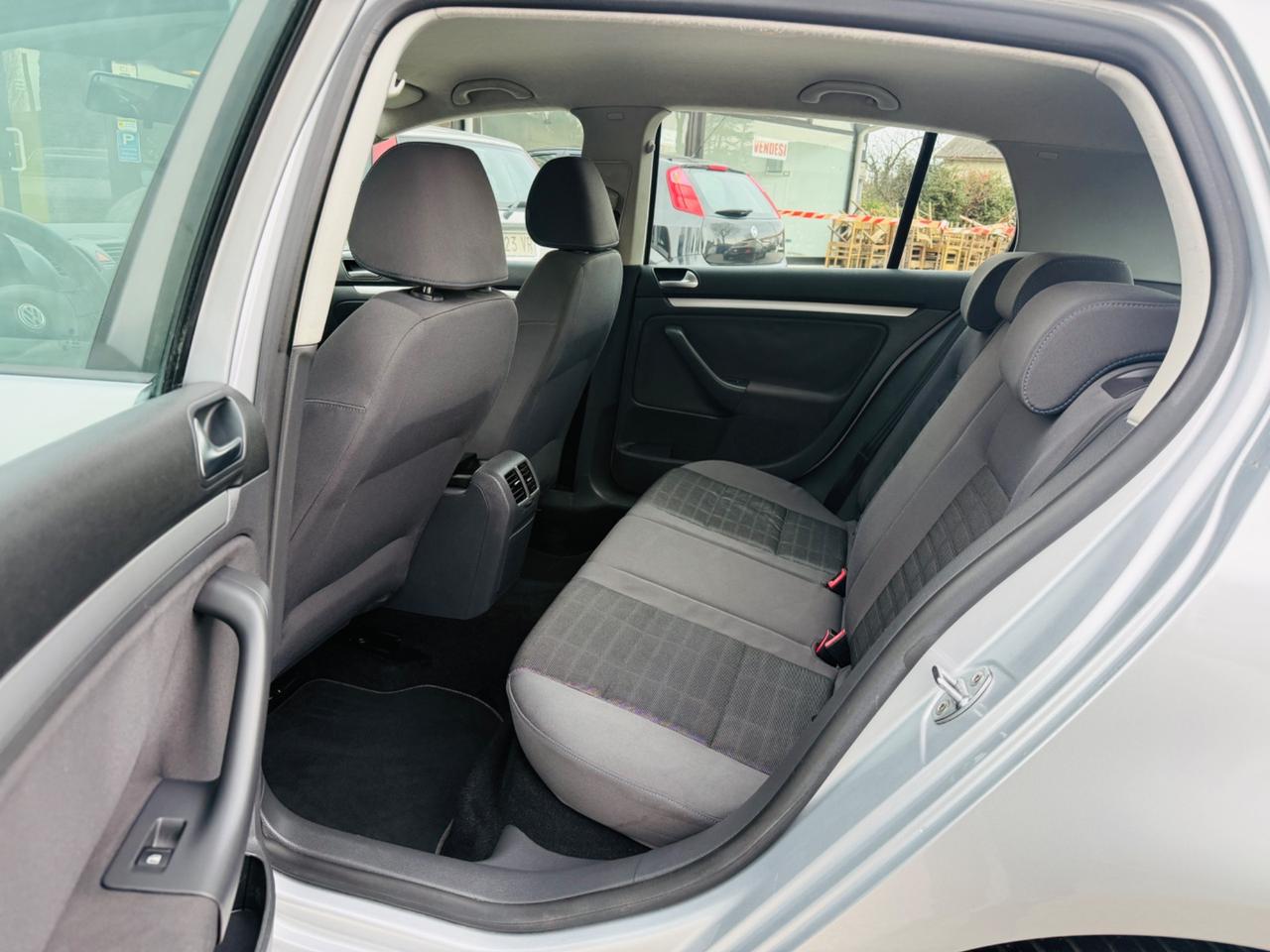 Volkswagen Golf 1.9 TDI 5p.