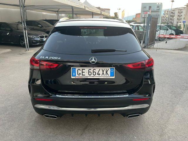 MERCEDES-BENZ GLA 200 d Automatic Premium