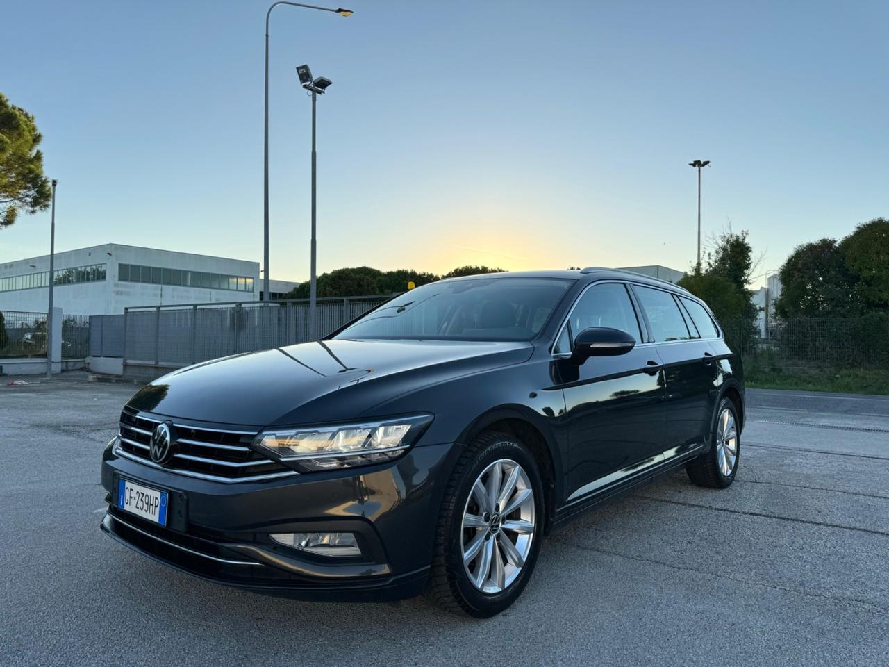 VOLKSWAGEN PASSAT 2.0 Tdi 150CV - Led Carplay 17
