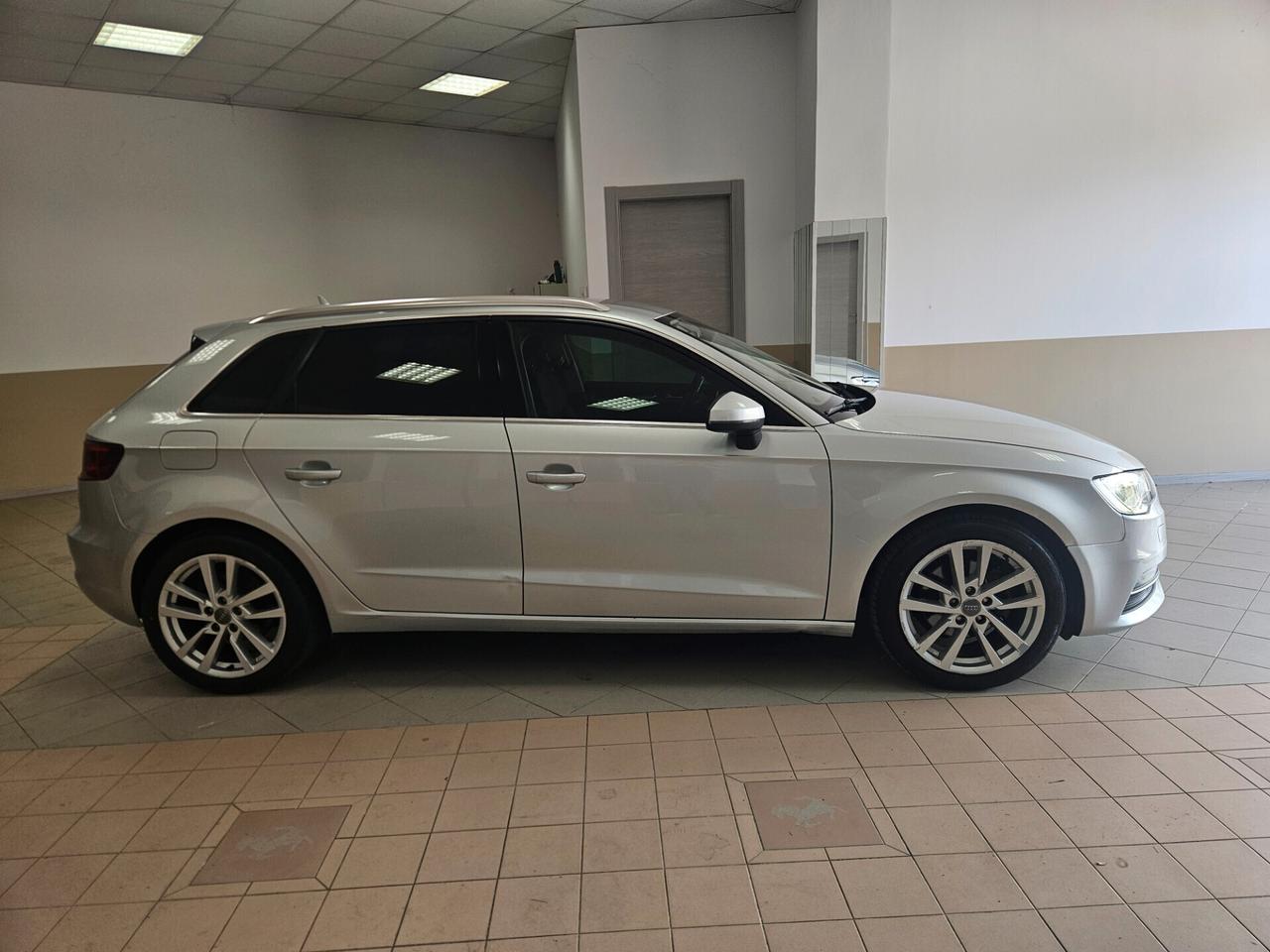 Audi A3 SPB 1.6 TDI Ambiente