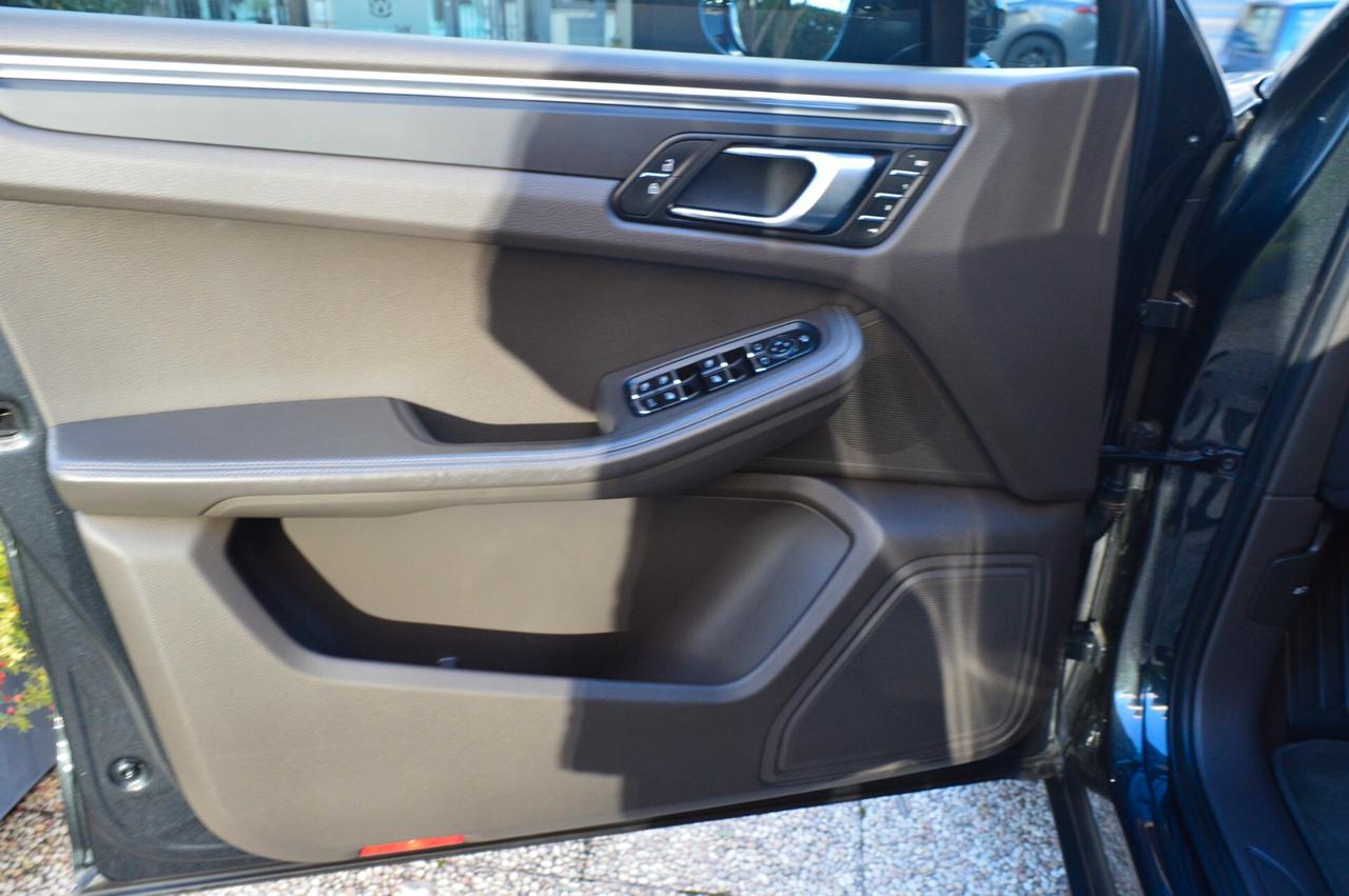 Porsche Macan 2.0 Turbo Benzina