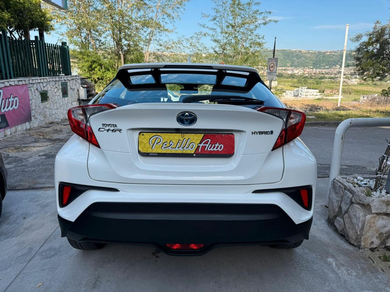 Toyota C-HR 1.8 Hybrid E-CVT Lounge